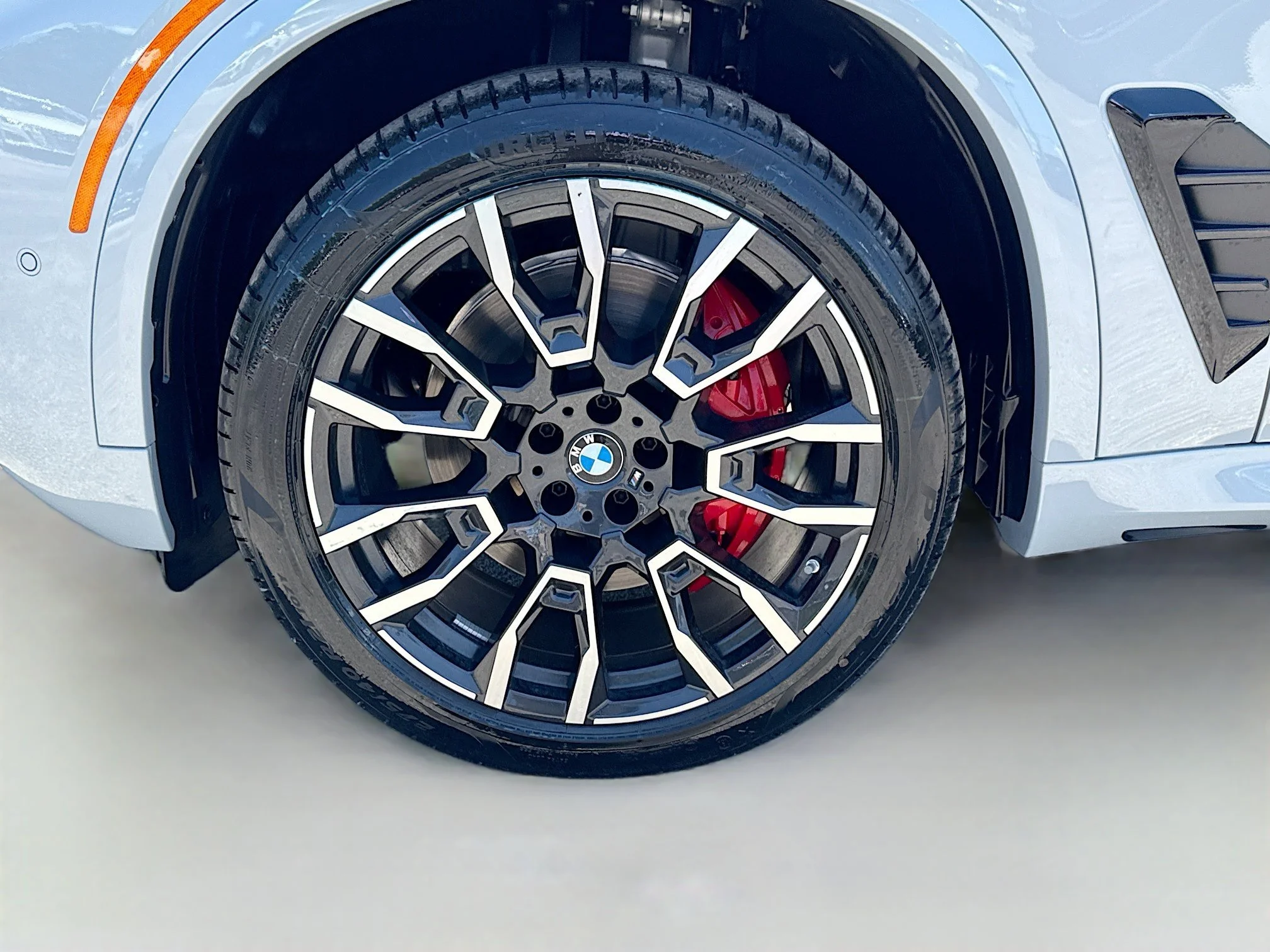 New 2026 Brooklyn Grey Metallic BMW sDrive40i image 42