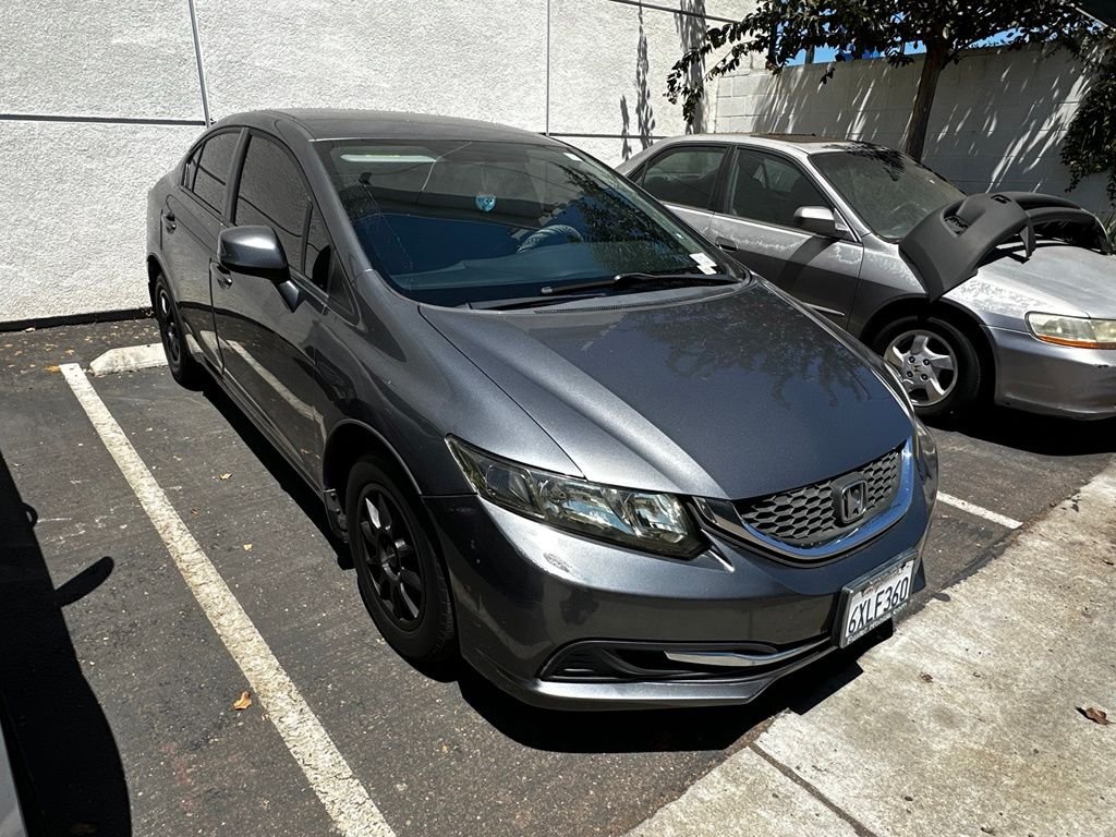 Used 2013  Honda LX image 7