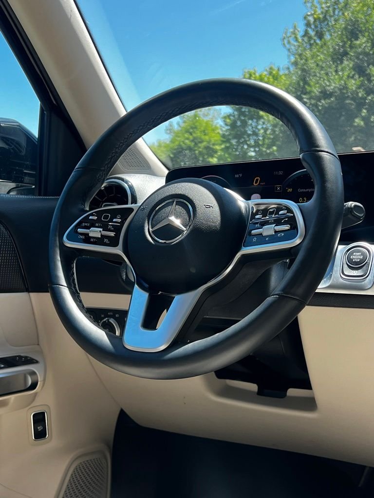 Certified Used 2022 Black Mercedes-Benz GLB 250 image 14