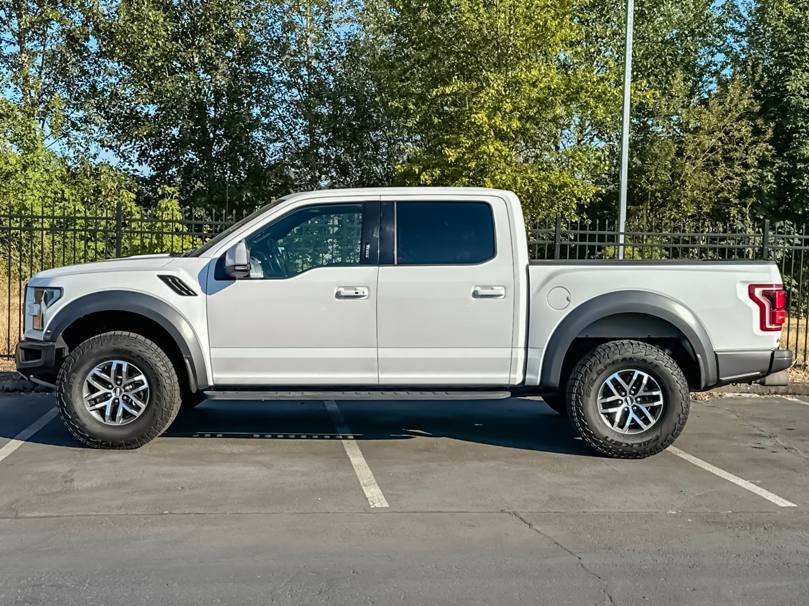 Used 2018 White Ford Raptor image 7