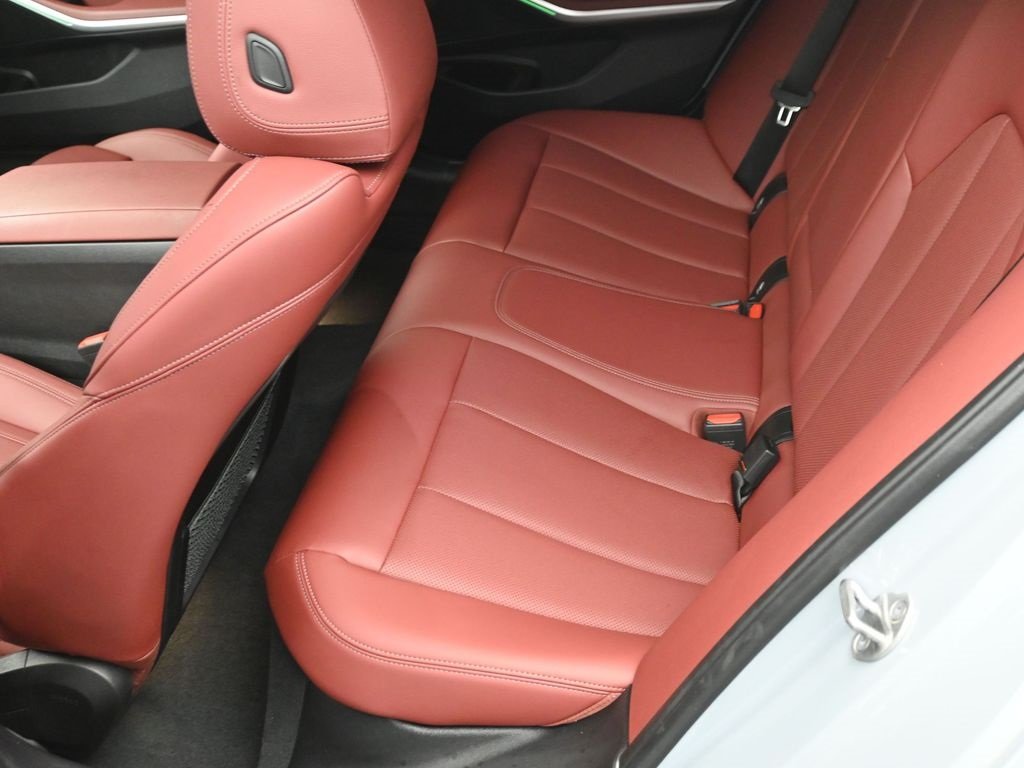 2023 BMW 330I - Image 21
