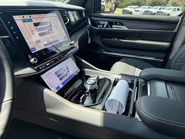 New 2026 White Jeep Summit Reserve image 28
