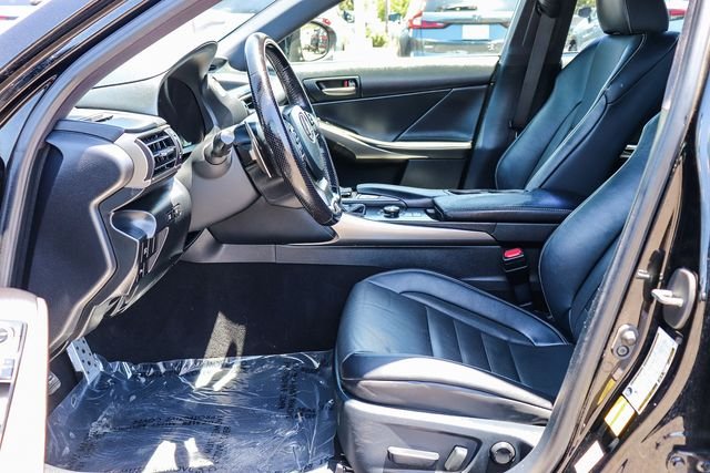 Used 2020 Black Lexus 350 image 21
