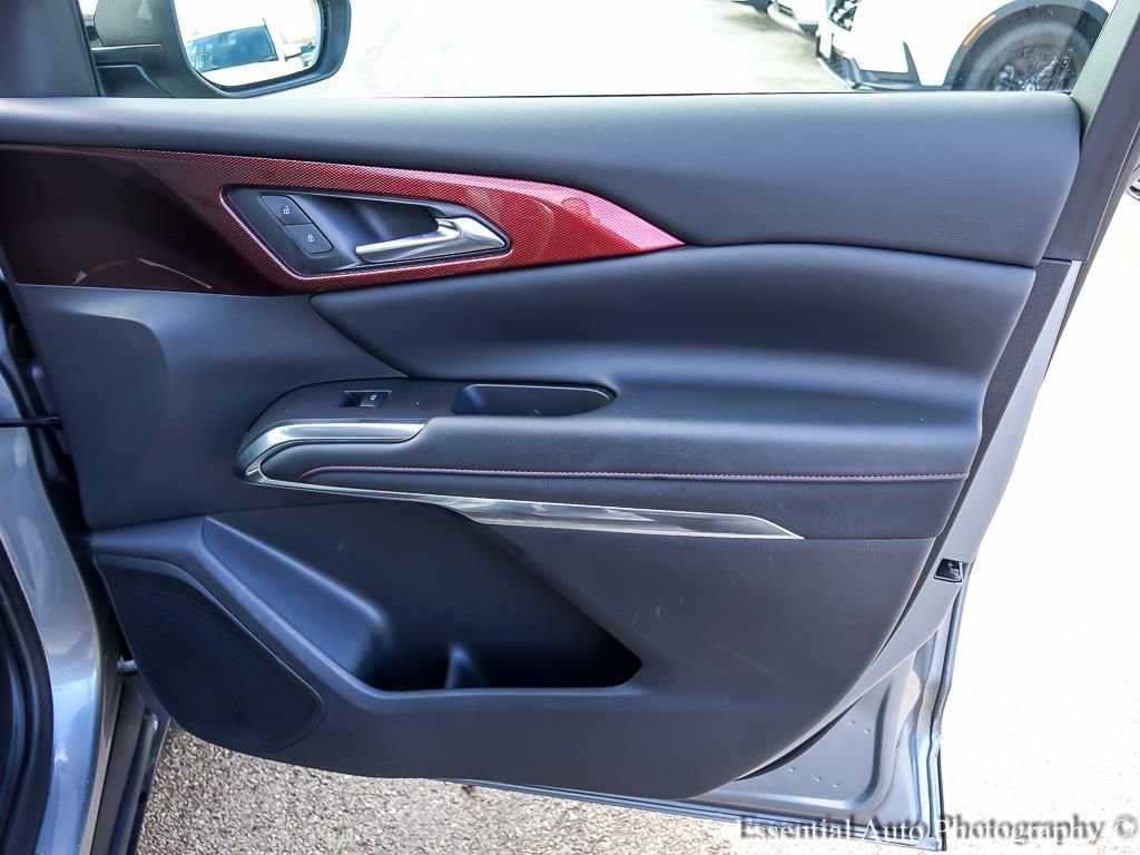 2025 CHEVROLET TRAVERSE - Image 27