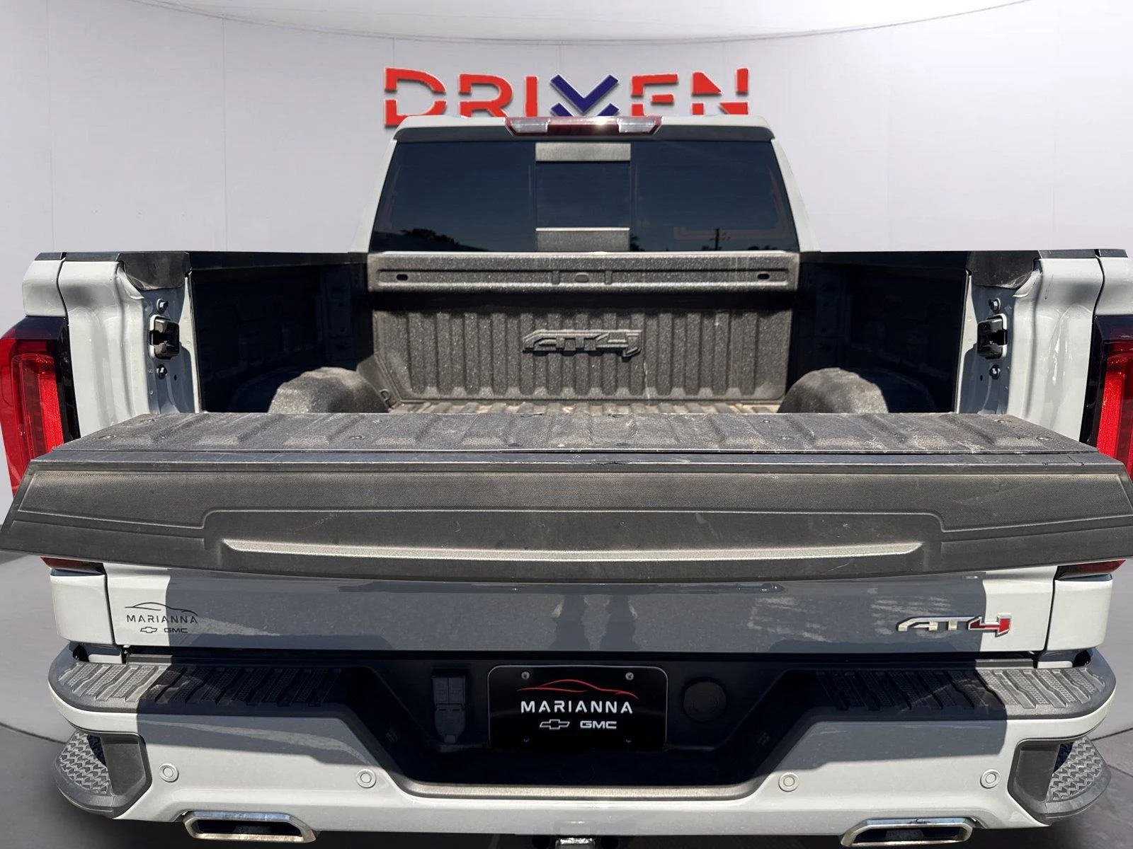 Used 2024 Thunderstorm Gray GMC AT4 image 31