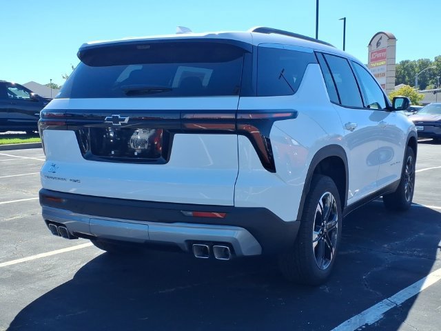 New 2027 Summit White Chevrolet LT image 22