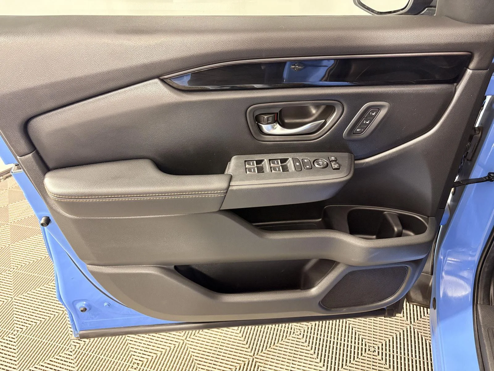 Used 2024 Diffused Sky Blue Pearl Honda TrailSport image 14