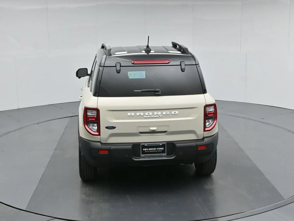 Certified Used 2025 Beige Ford Outer Banks image 44