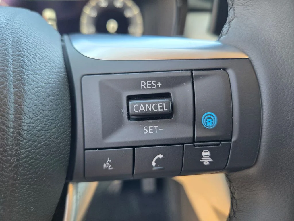 Used 2023 Majestic INFINITI LUXE image 23