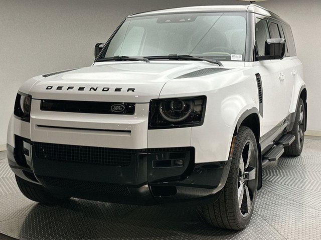 New 2026 LAND ROVER Defender 130 X-Dynamic SE SUV in Englewood
