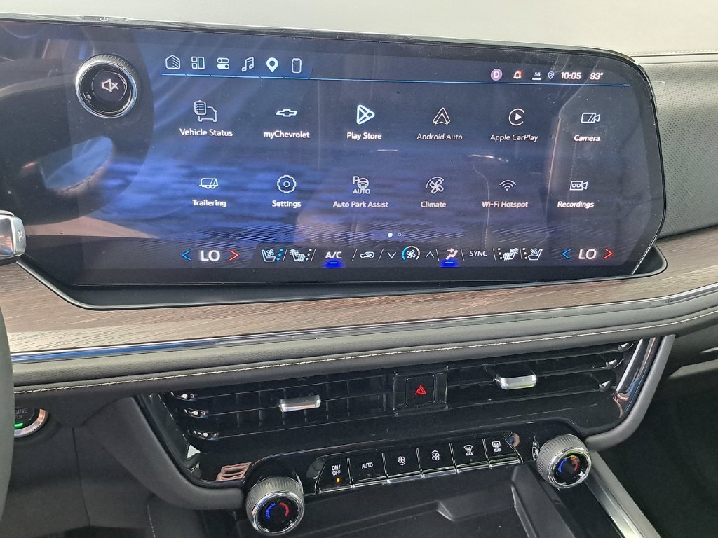 2026 Chevrolet Suburban Premier - Photo 10