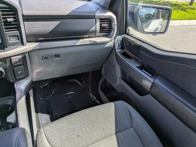 Certified Used 2024 Avalanche Ford XLT image 17