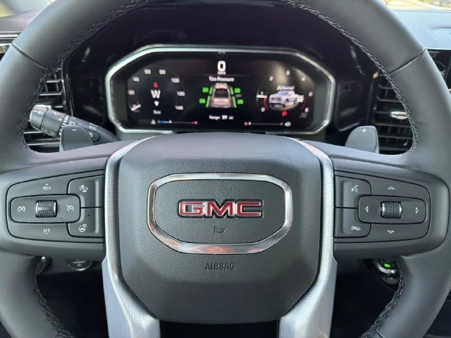 New 2026 Onyx Black GMC SLT image 32