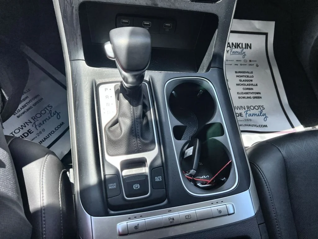Used 2023 Black Kia LX Seat Package image 19