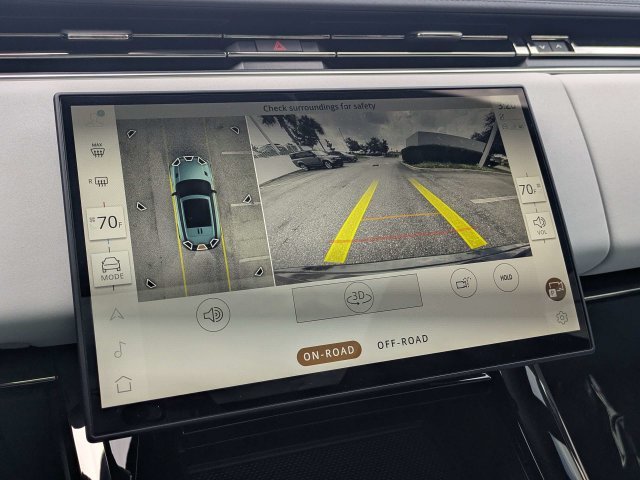 Used 2024 Gray Land Rover Dynamic SE image 21
