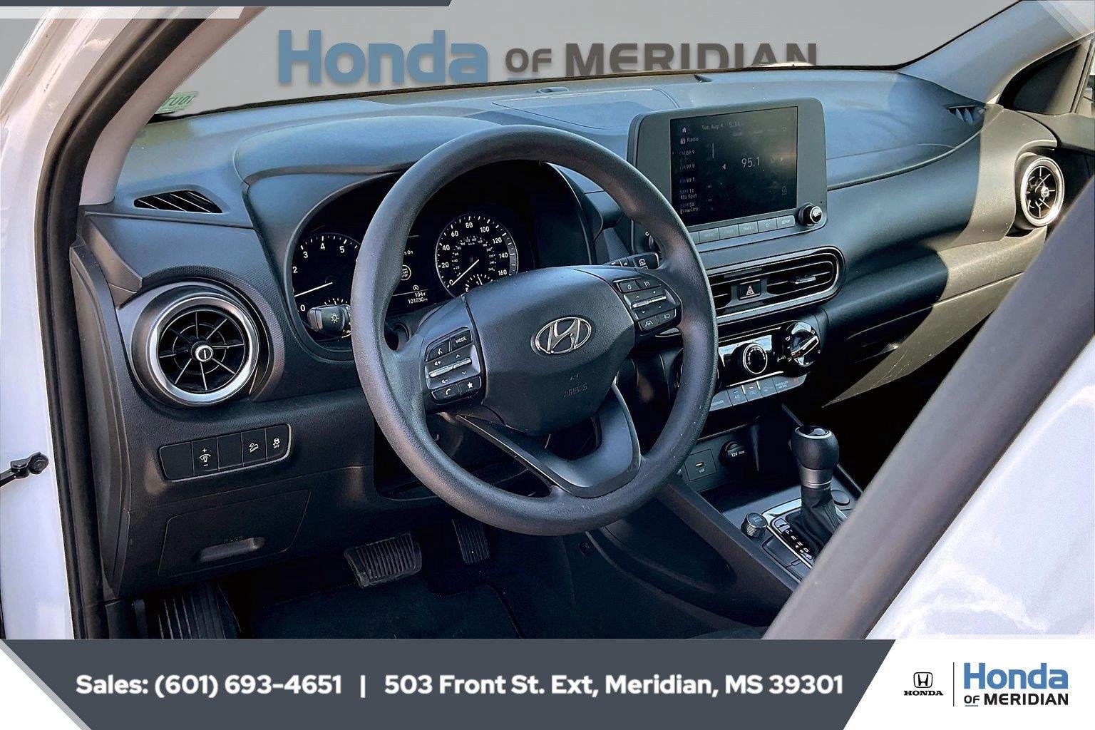 Used 2022 Lunar White Hyundai SEL image 12