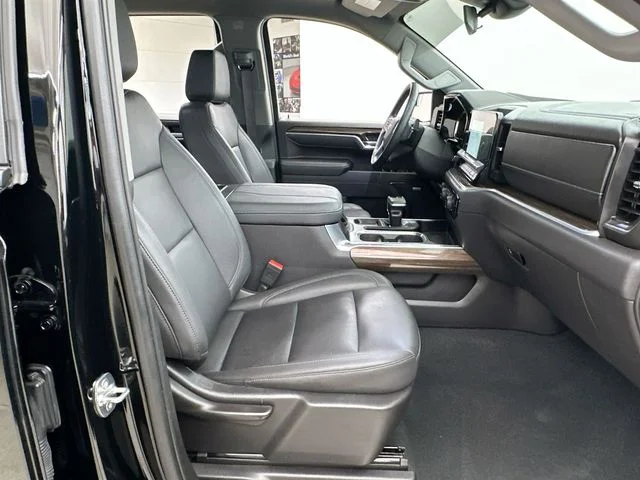 Used 2026 Black Chevrolet LT Trail Boss image 15