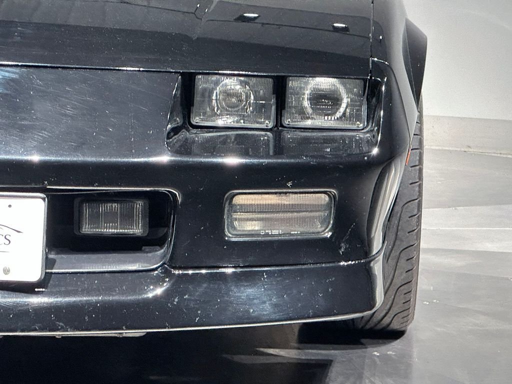 Used 1988 Black Chevrolet IROC-Z image 4