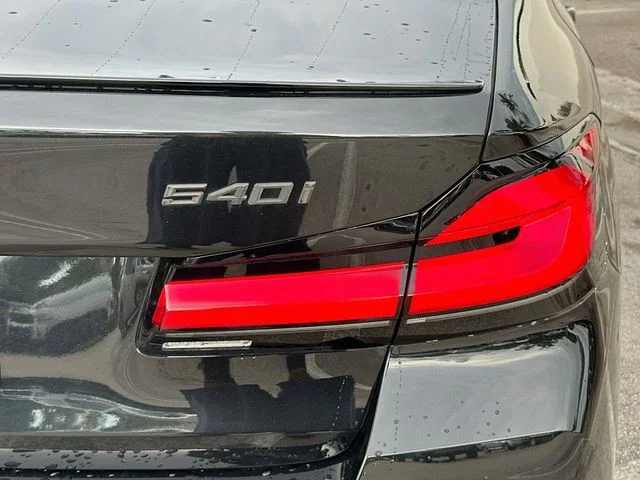 Used 2023 Black BMW 540i image 33