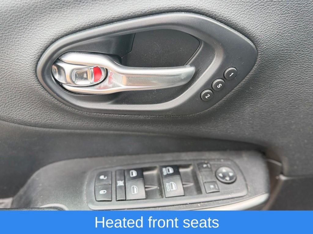 Used 2019 Gray Jeep Limited image 22