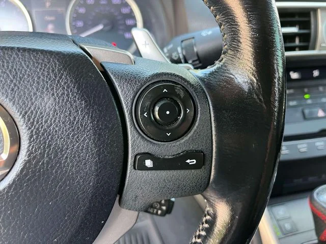 Used 2015 Silver Lexus 250 image 31