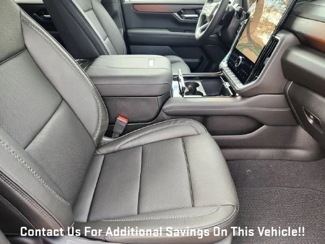 2027 GMC Yukon Denali - Photo 10