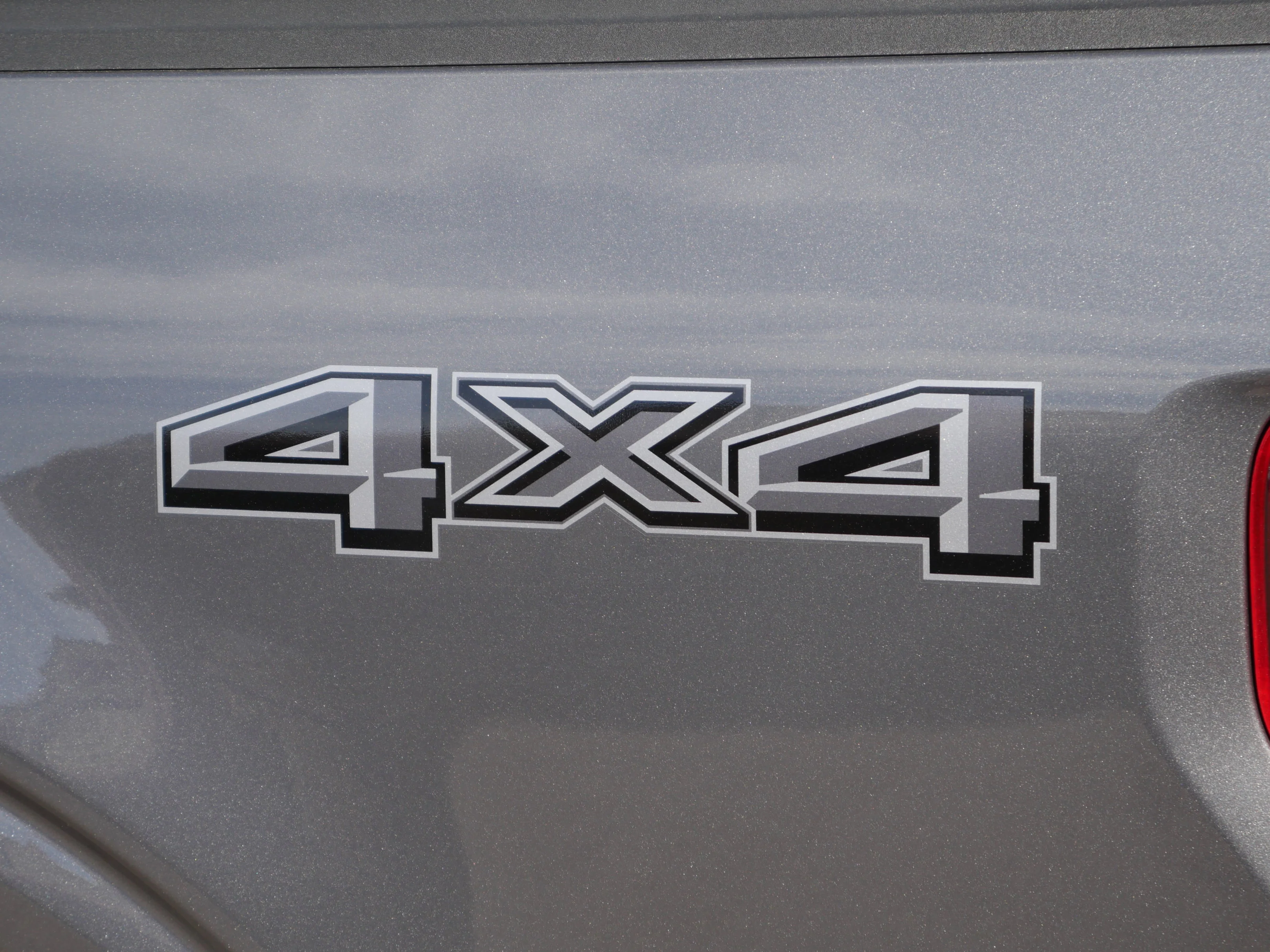 Certified Used 2025 Carbonized Gray Metallic Ford XLT image 20