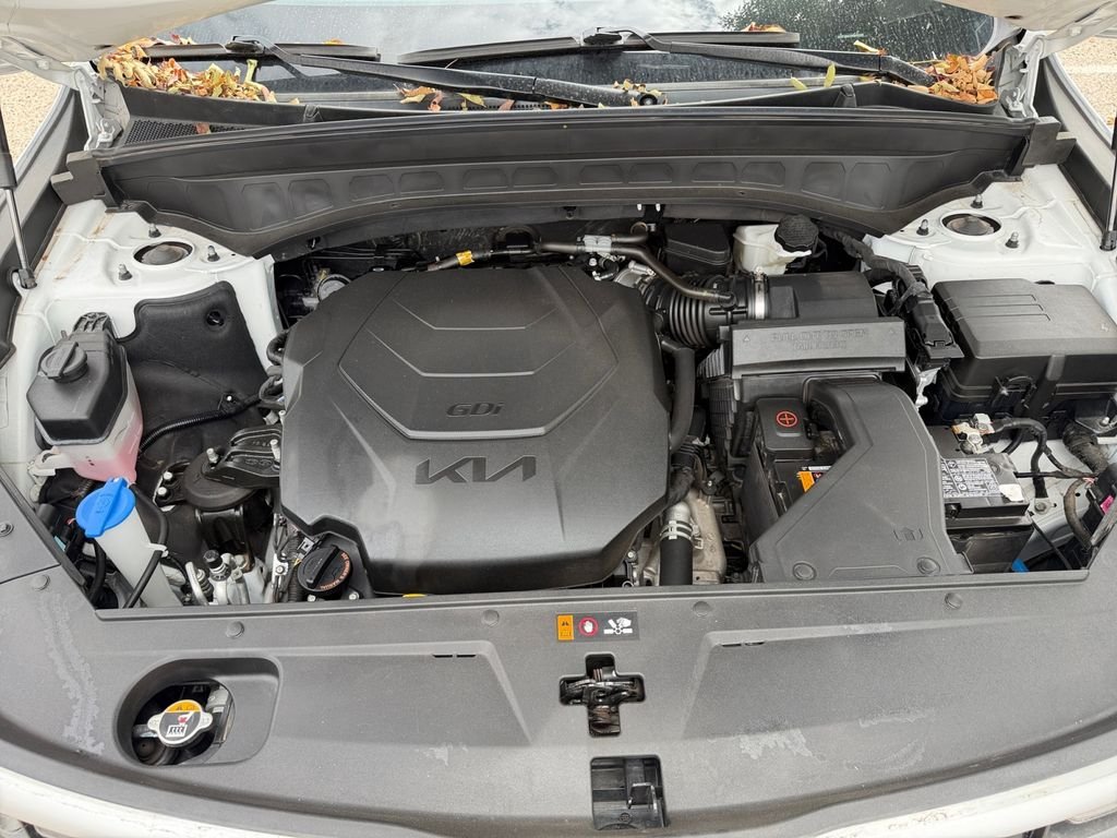 Used 2024 White Kia SX-Prestige image 21