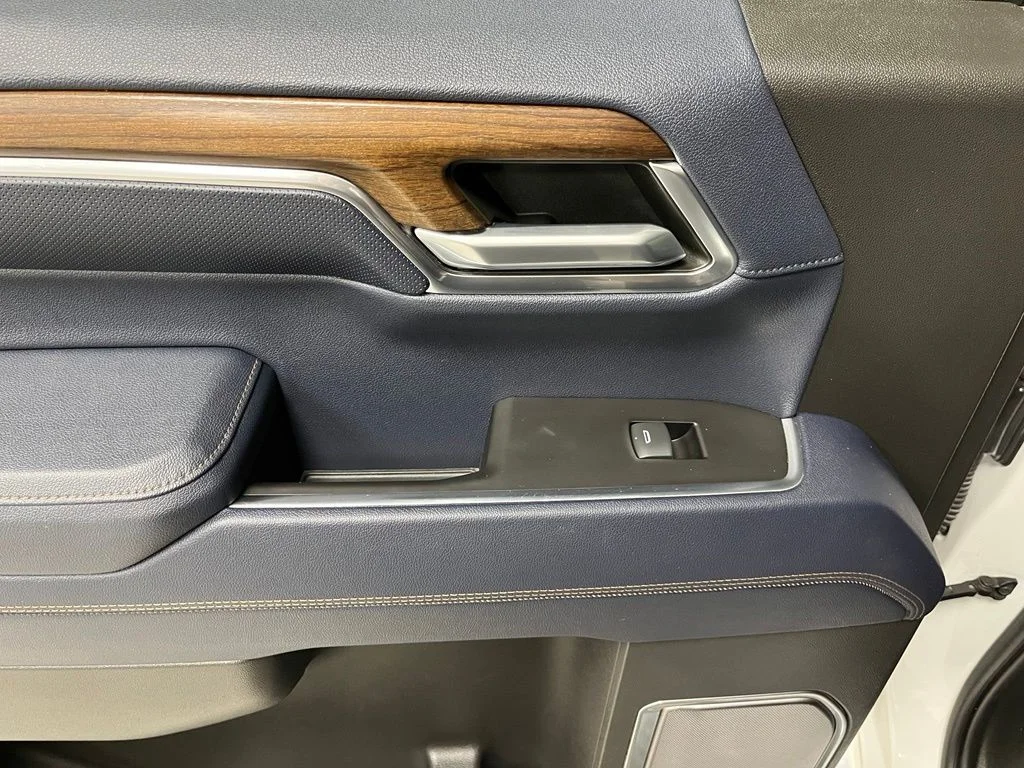 Used 2022 Beige Chevrolet High Country image 44