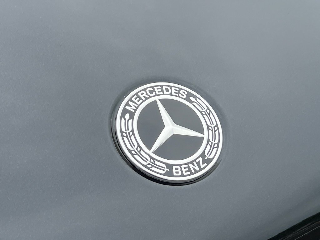 New 2026 Obsidian Black Metallic Mercedes-Benz GLE 450 image 28