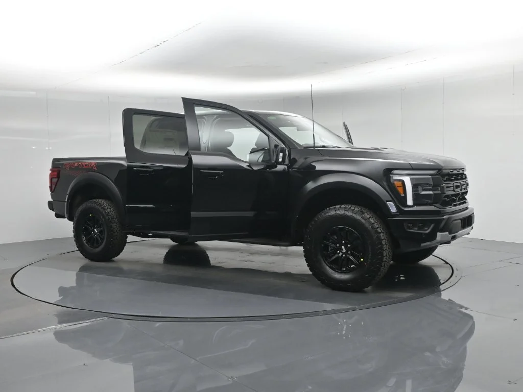 New 2026 Agate Black Metallic Ford Raptor image 37