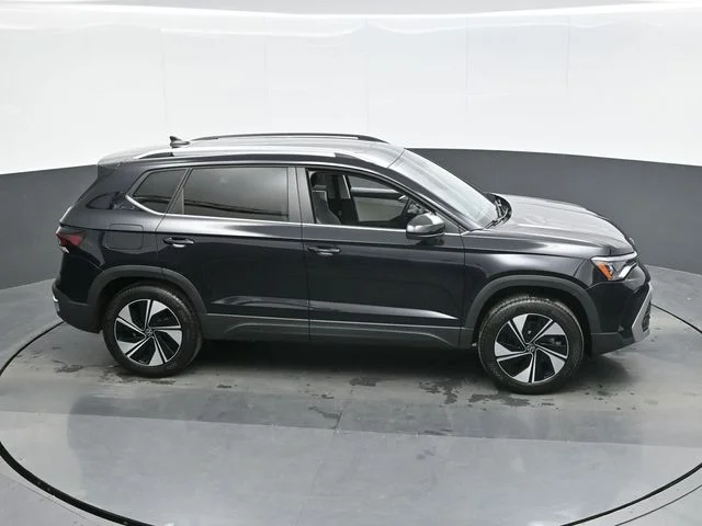 New 2026 Black Volkswagen 1.5T SE image 16