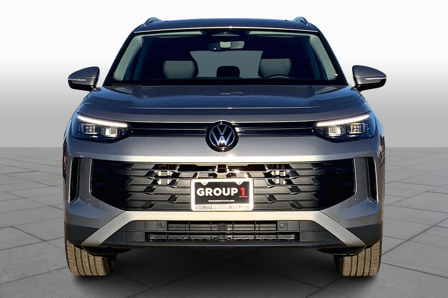 New 2026 Pyrite Silver Metallic Volkswagen SE image 3