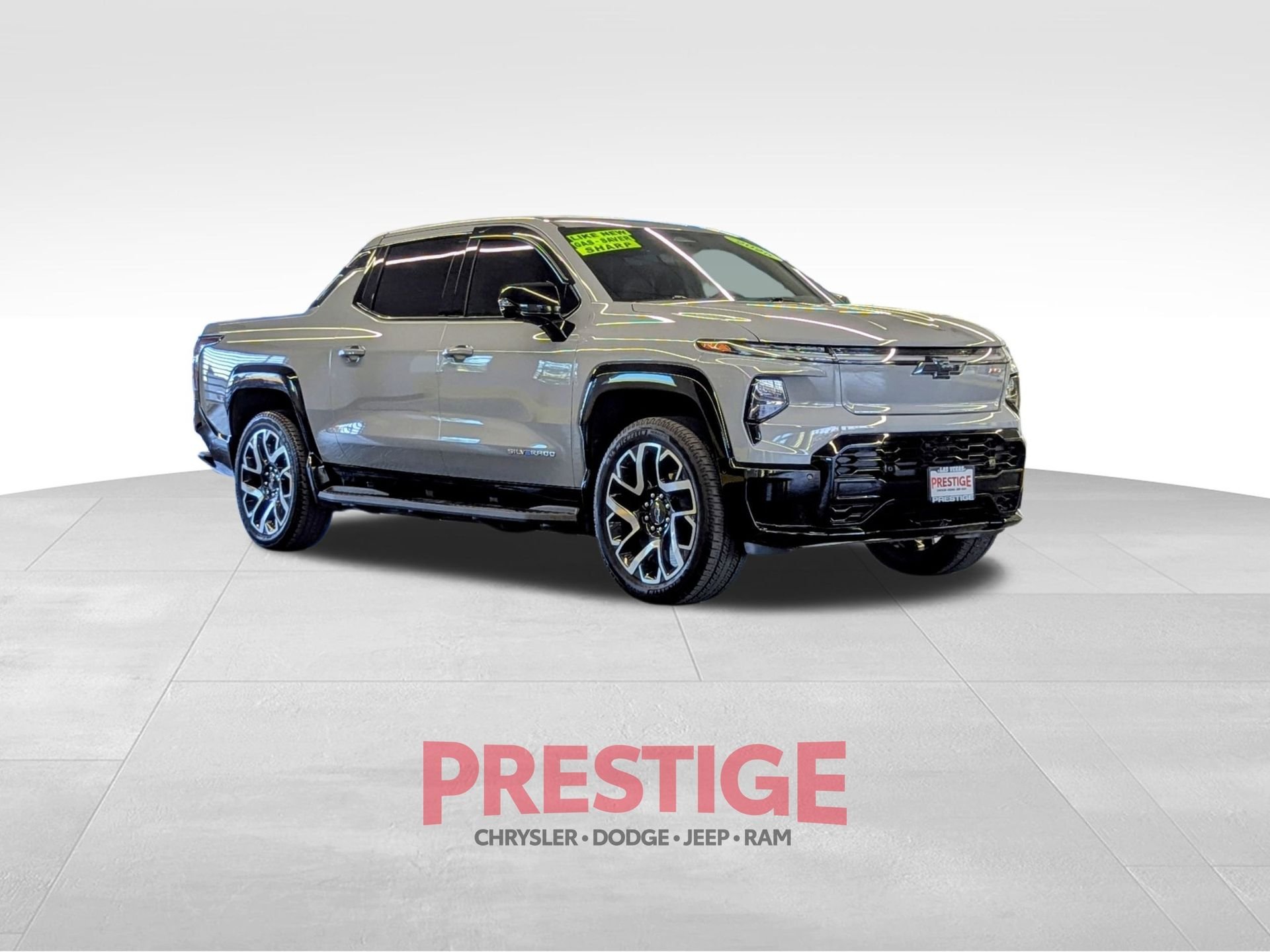 Used 2025 Gray Chevrolet RST image 6