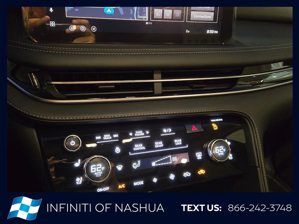 New 2027 RADIANT WHITE INFINITI Luxe AWD image 25