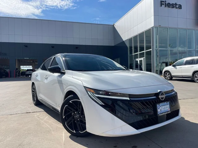 2026 Nissan Sentra SR