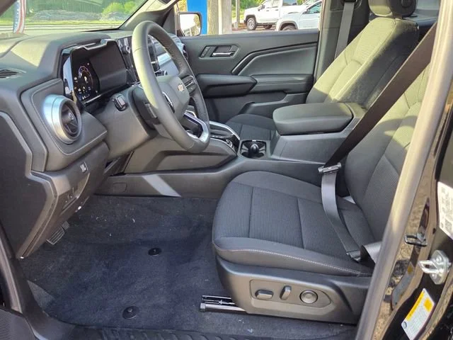 2026 Chevrolet Colorado LT - Photo 14