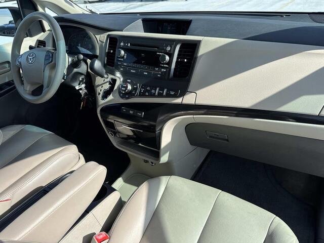 Used 2014 Cypress Pearl Toyota LE image 26