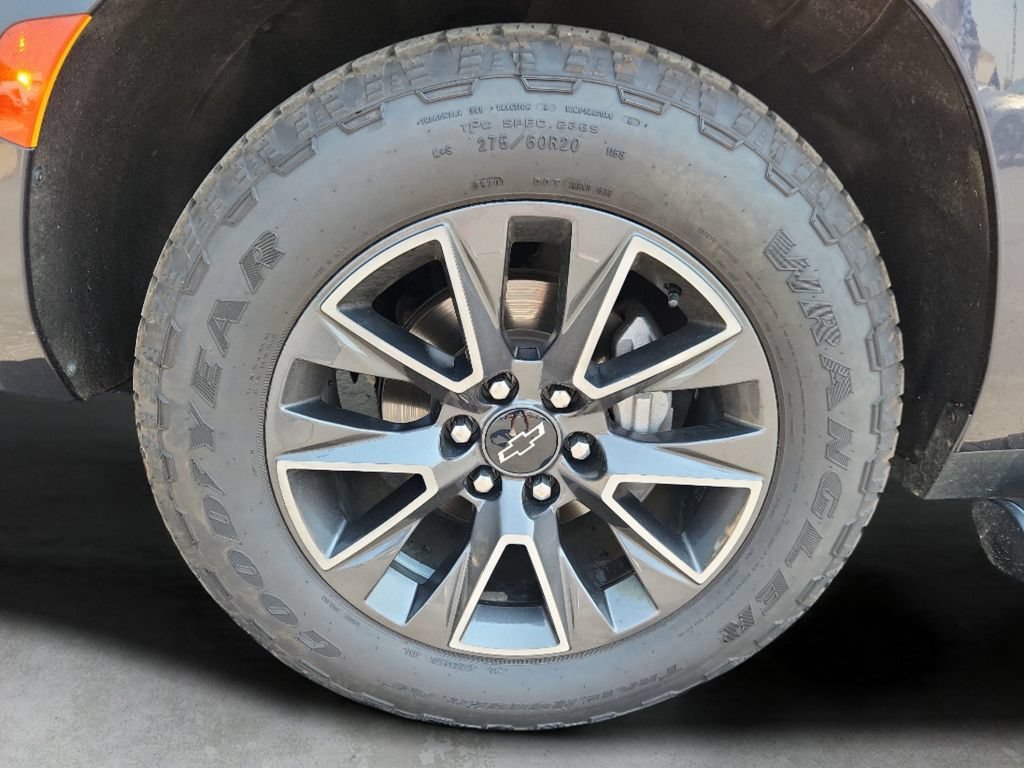 2023 Chevrolet Suburban Z71 - Photo 23