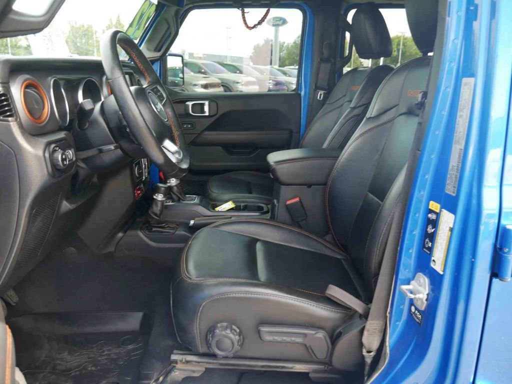 Used 2022 Blue Jeep Mojave image 31