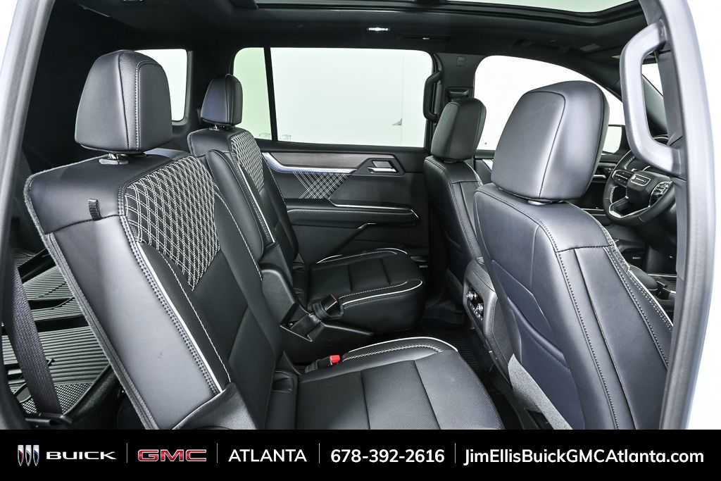 2026 GMC Acadia Denali - Photo 23