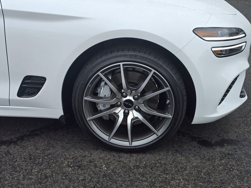 New 2026 White Genesis 2.5T PRESTIGE image 9
