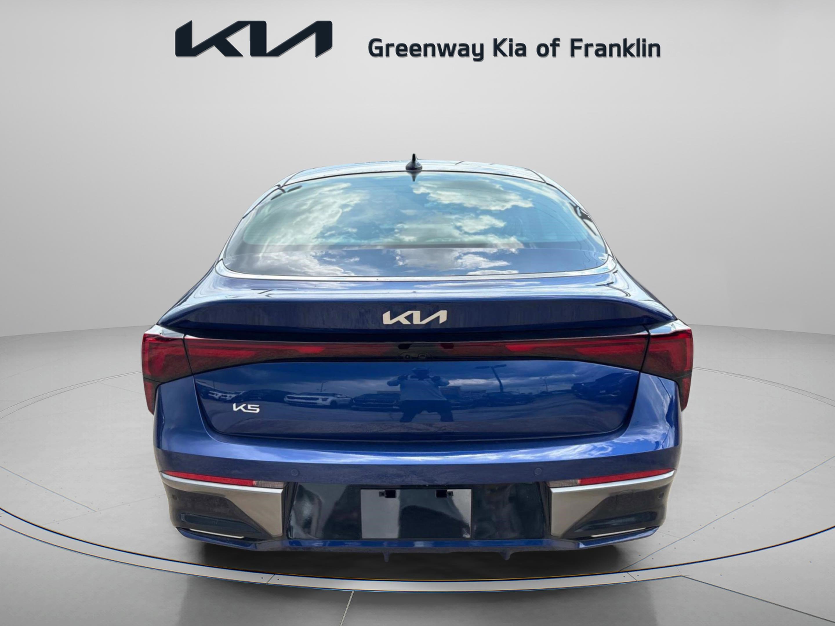 New 2025 Yacht Blue Kia EX image 6