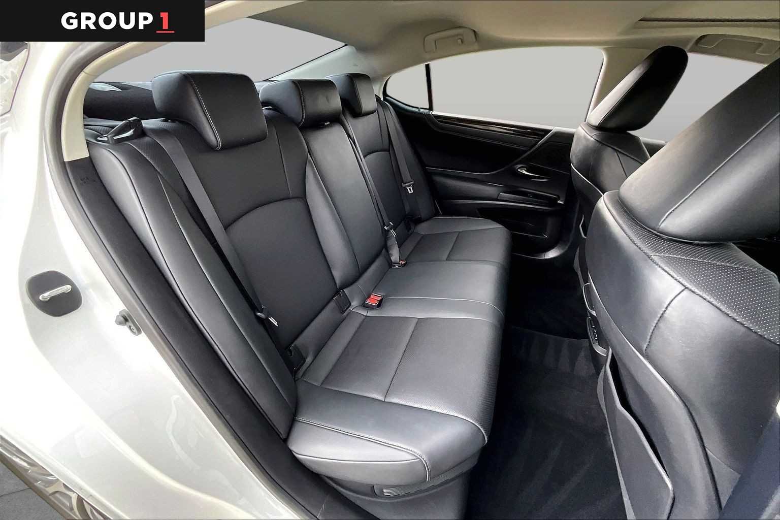 Certified Used 2021 EMINENT WHITE PEARL Lexus  image 17