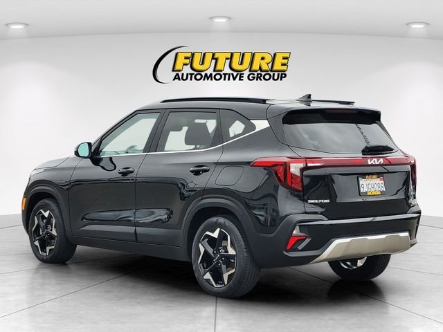 Used 2024 Black Kia EX image 7