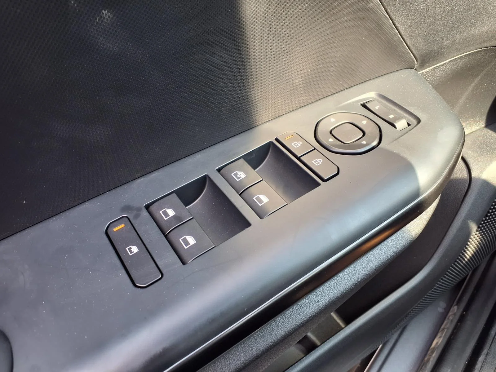 New 2026 Steel Gray Kia LXS image 11