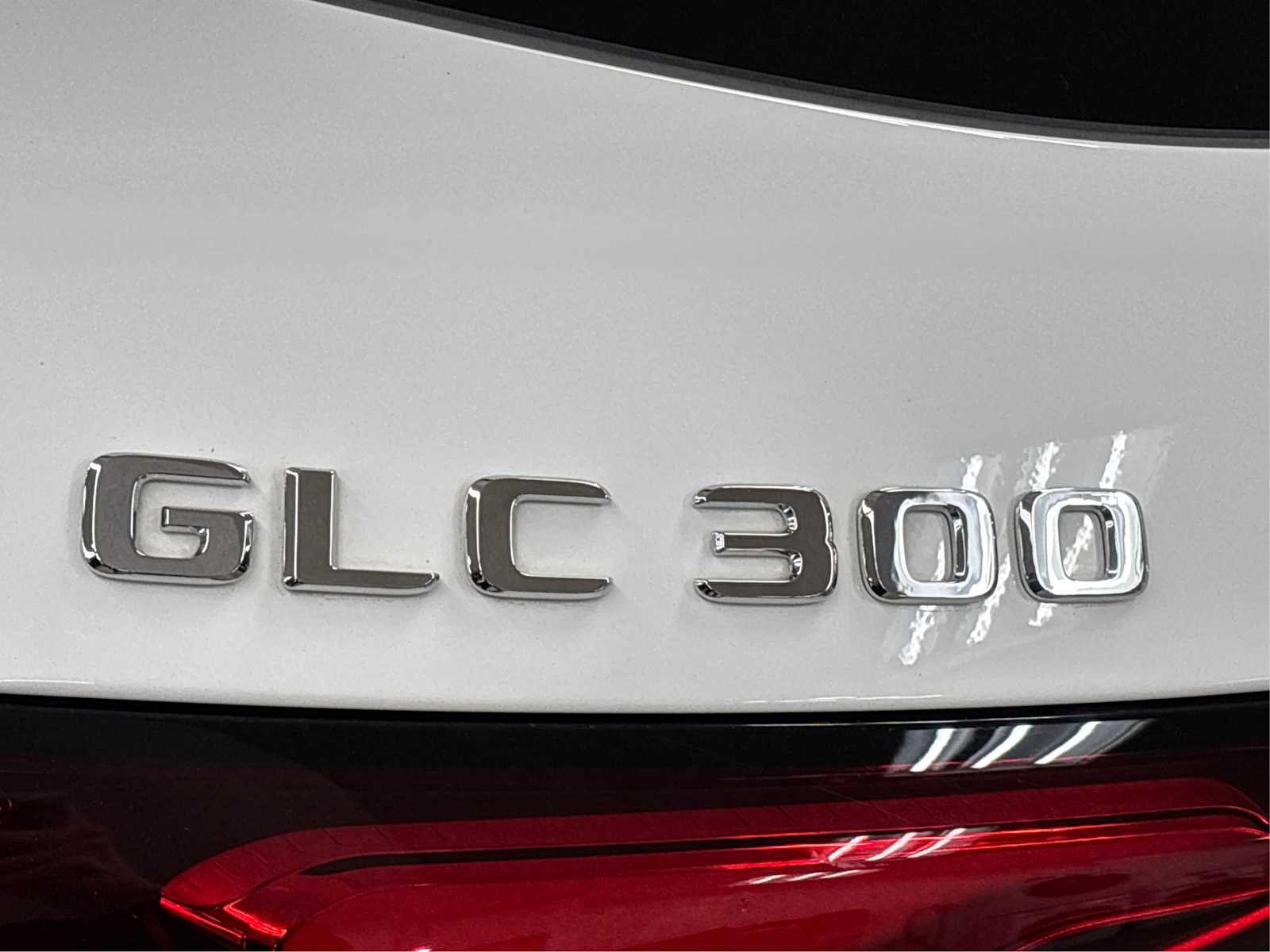 Used 2026 Polar White Mercedes-Benz GLC 300 image 16