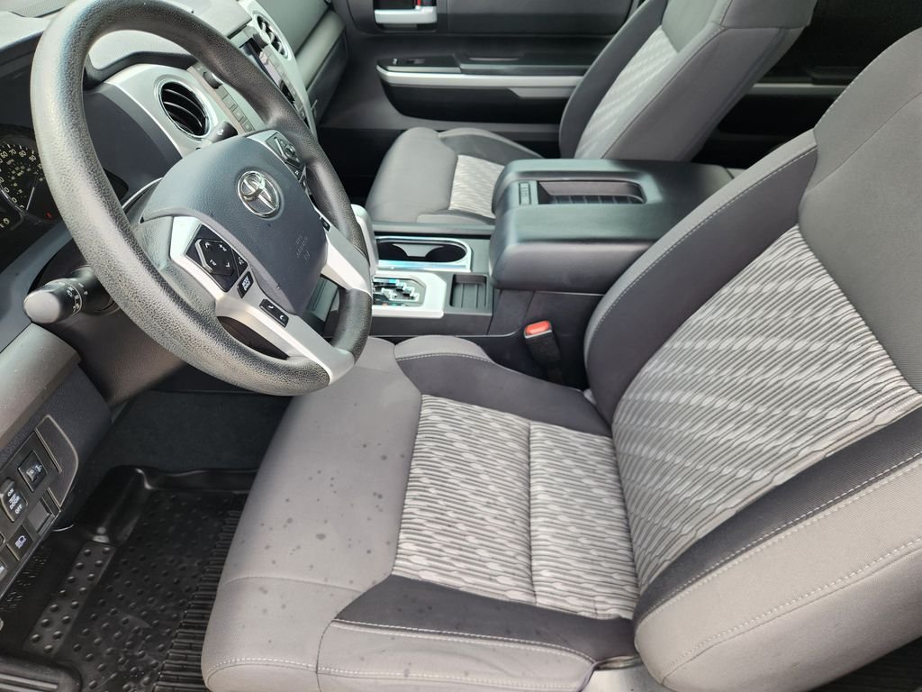 Used 2020 Super White Toyota SR5 image 13