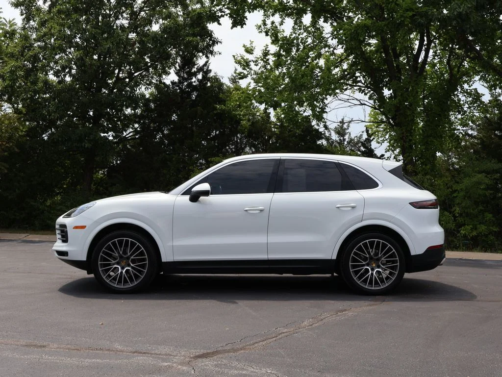 Used 2020 White Porsche  image 2