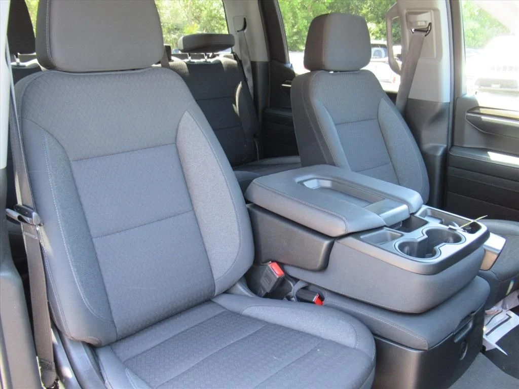 Used 2024 Gray Chevrolet LT image 9